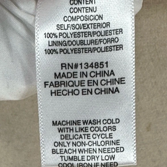 Wayf Short Sleeve Rouched Front Smocked Back Crop Top - White - size Medium - Picture 7 of 8